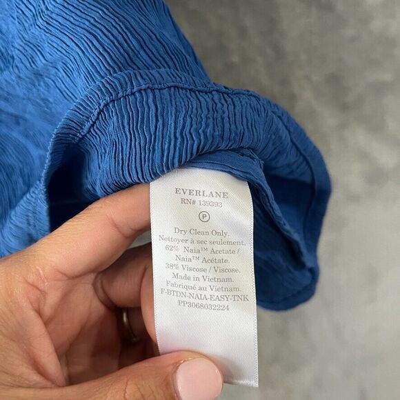 Everlane Womens The Naia Ripple Tank Top Deep Blue Flowy Textured Blouse Size M - Picture 6 of 10